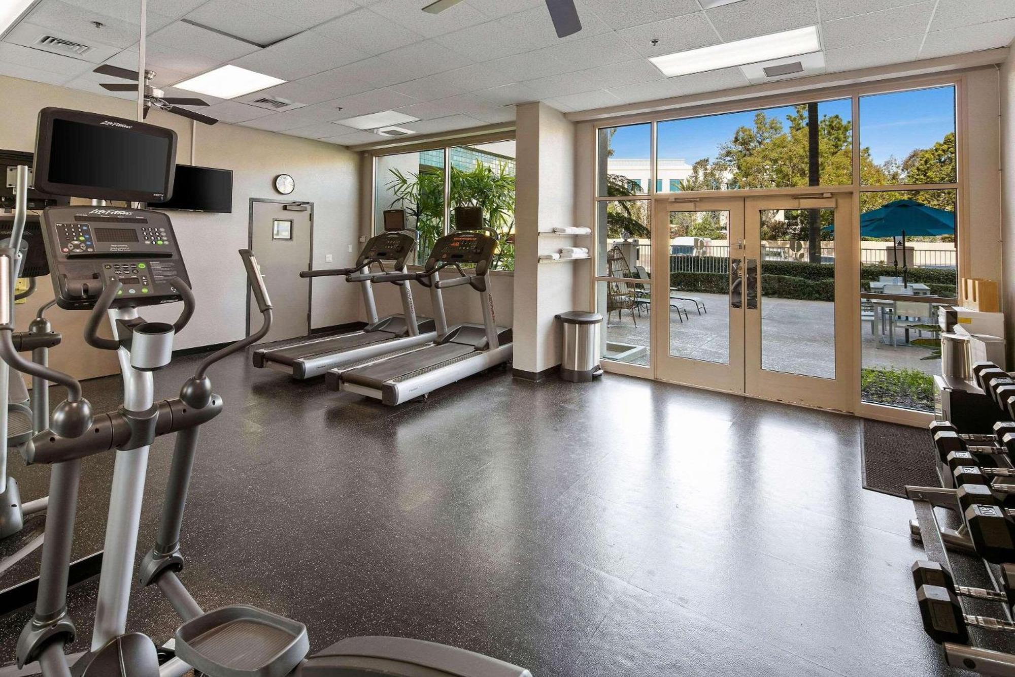 Country Inn & Suites By Radisson, San Diego North, Ca ภายนอก รูปภาพ